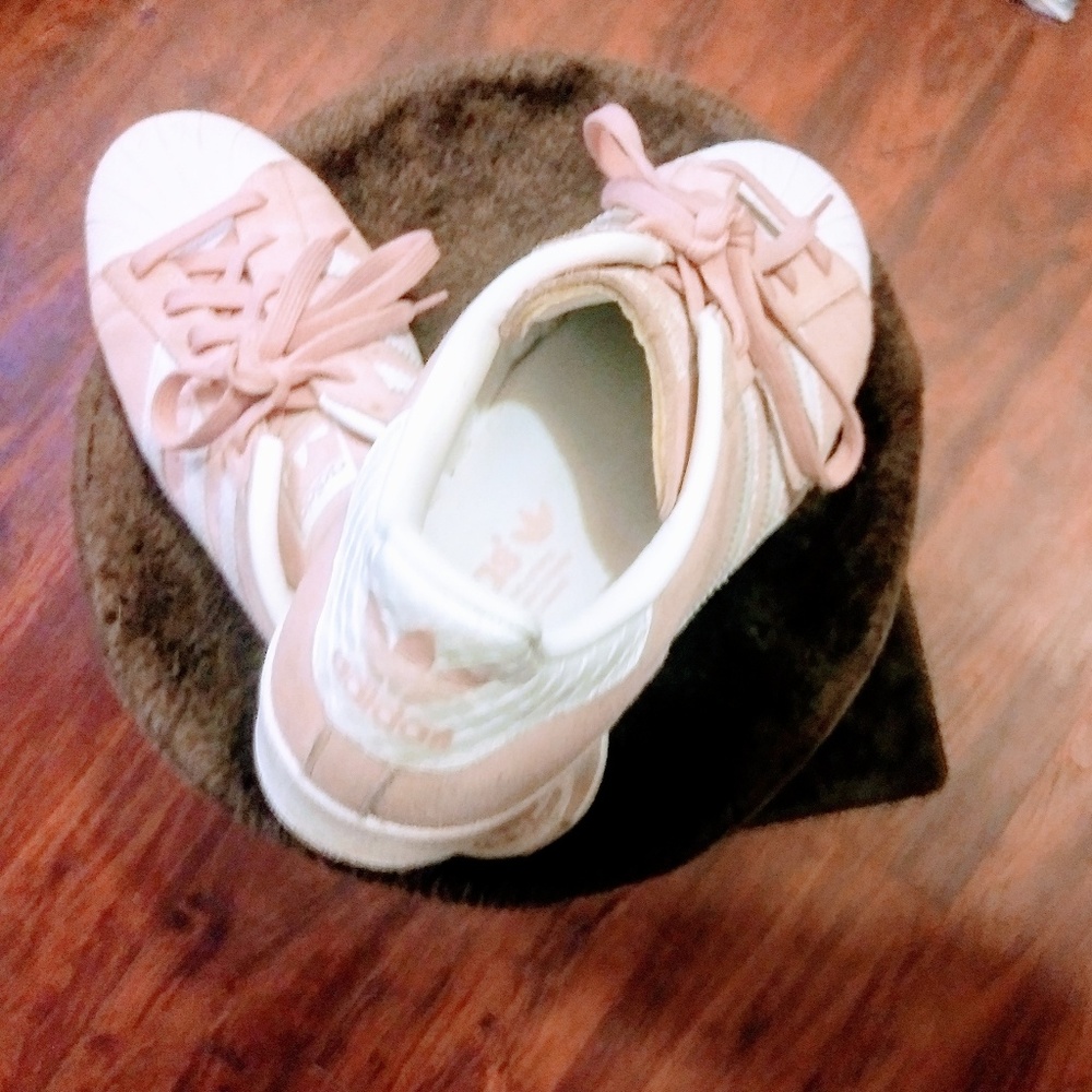 Adidas Superstar Women's casual shoe - Picture 3 of 4